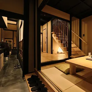 アパート Tsumugi Hachijominamotocho, 京都市